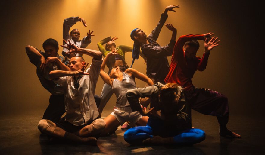 A picture from the production "Contemporary Dance 2.0"