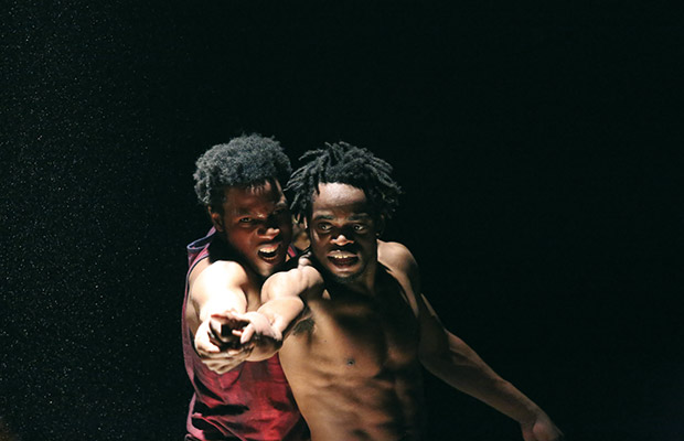 A picture from the production "Éloge du puissant royaume"